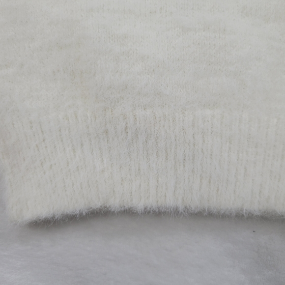 DO+BE White Fuzzy One Sleeve Cold Shoulder Asymmetrical Sweater Size S - Picture 4 of 6